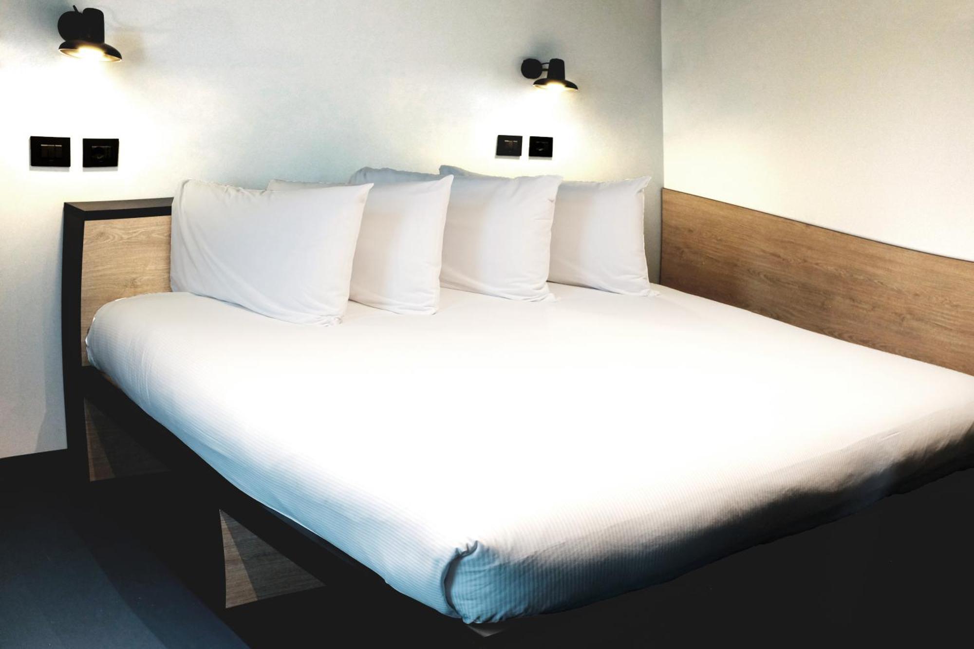 Cx Milan Nom Hostel Eksteriør bilde